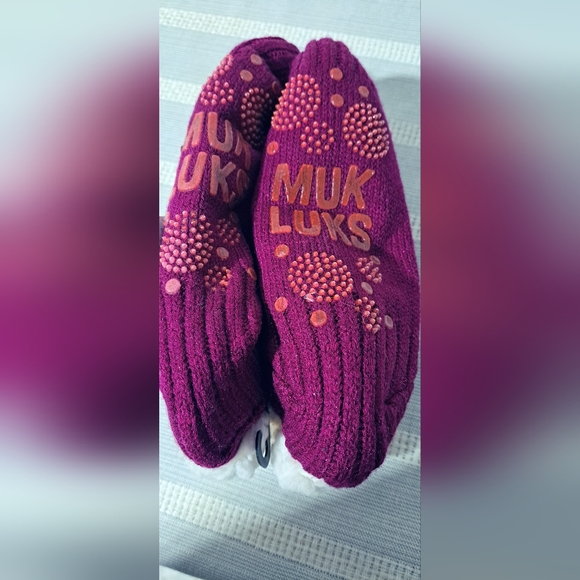 Muk Luks Women's Ankle Cabin Socks NWT Sz S/M (6-8) - Picture 10 of 11
